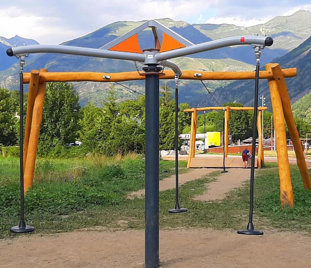 Ferienwohnung Bonic I Acollidor Triplex Amb Vistes Bohí Exterior foto